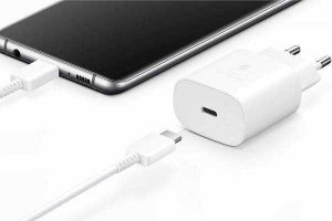 Советы и рекомендации по выбору и использованию зарядных устройств для iPhone от опытных пользователей